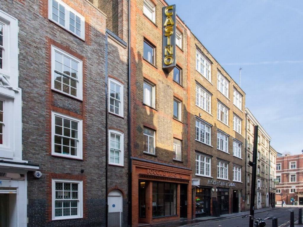 12 Archer Street Londra